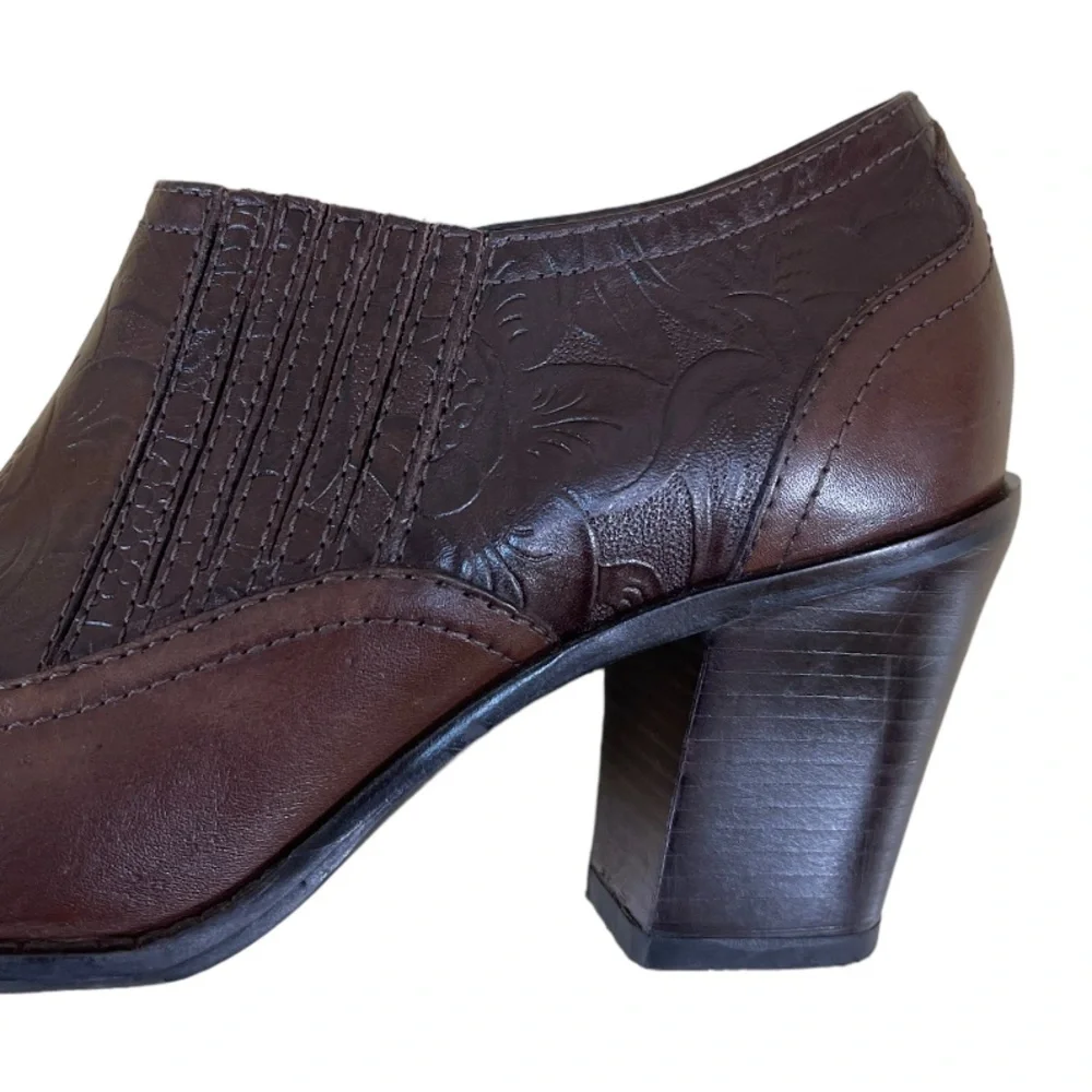 ANTONIO MELANI Brown Western Style Square Toe Women’s Ankle Boots Size 7 1/2M